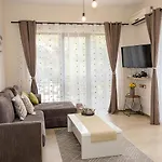 Stylish Flat With Free Pool Access, Bendita Mare By Flat Mаnаger شقة