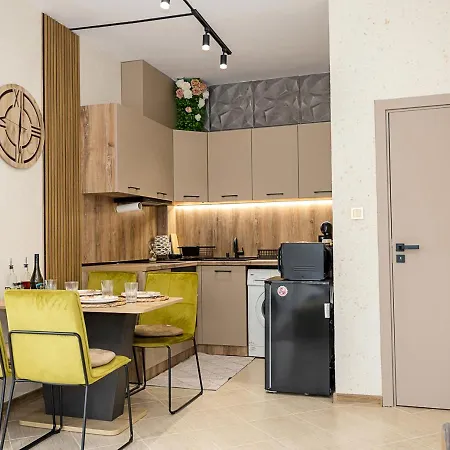 Apartmán Stylish Flat With Free Pool Access, Bendita Mare By Flat Mаnаger *