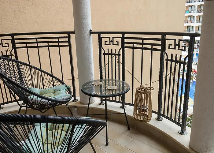 Stylish Flat With Free Pool Access, Bendita Mare By Flat Mаnаger * Várna