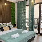 아파트 Stylish Flat With Free Pool Access, Bendita Mare By Flat Mаnаger 골든샌드